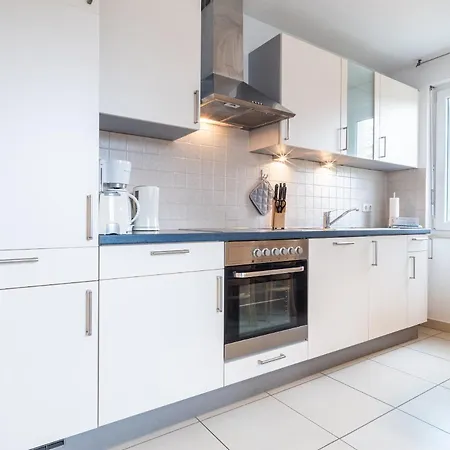 Apartment Gruene Strasse G8 *